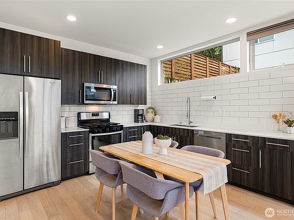 5th image of 4140 Delridge Way SW