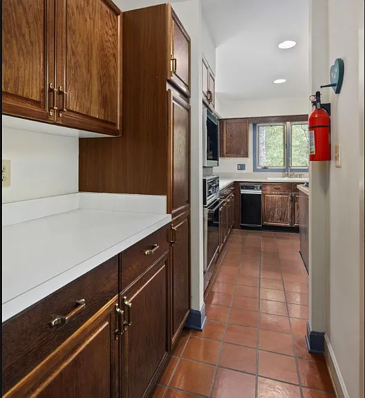 4106 Faith Ct — Photo 15