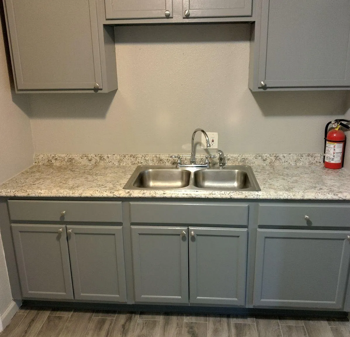 2 bed, 700 sqft, $1,595 — Photo 3