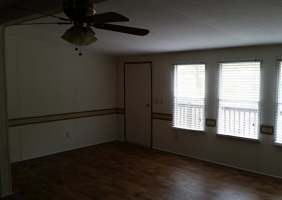 2nd image of 317 Harper Ln