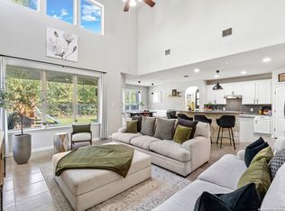 10515 cima, Helotes, TX 78023