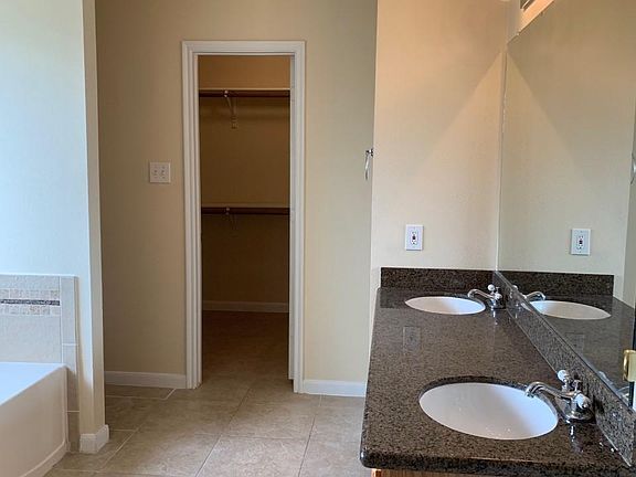 3rd image of 2406 Cherryville Dr