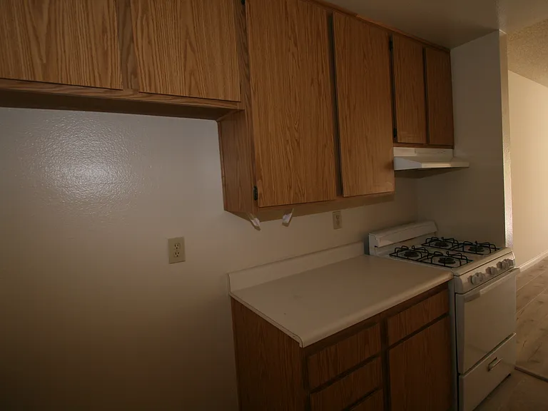 3637 Clarington Ave #112 — Photo 13
