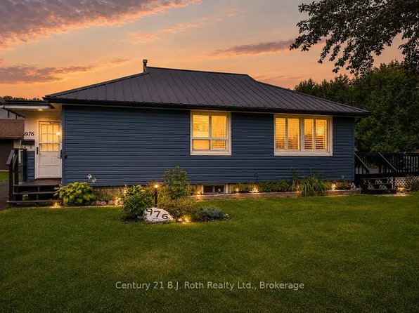 976 Yonge St, Midland, ON L4R 2E7