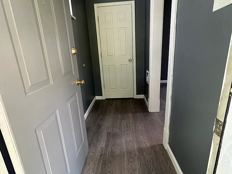 4957 Lilburn Ave — Photo 3