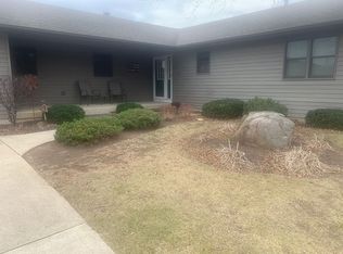 17019 Hebron Rd, Harvard, IL 60033