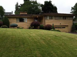 151 Southern Hilands Dr, Pittsburgh, PA