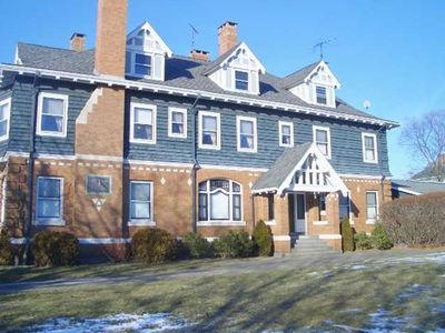 48 Underwood St, Pawtucket, RI, 02860