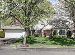5150 SW Greenwood Cir, Tualatin, OR 97062
