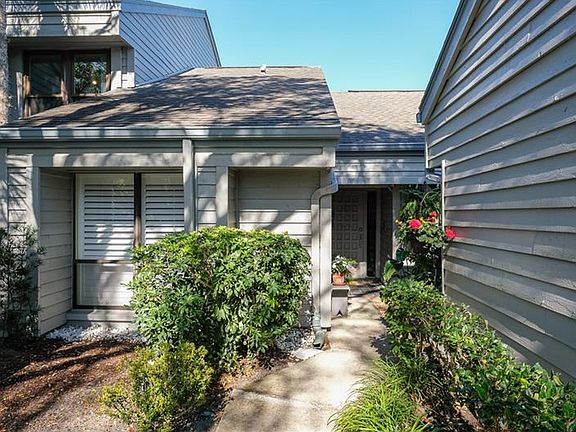 2nd image of 3082 Eagles Landing Cir W