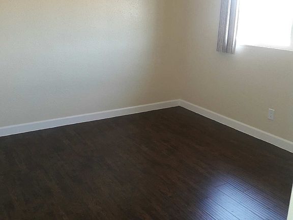 3rd image of 16820 Yukon Ave APT L
