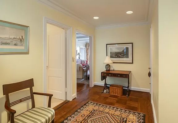 4th image of 25 E End Ave #8E