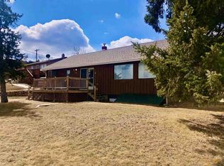 301 S 11th St, Custer, SD 57730