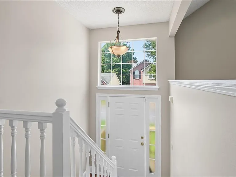 5949 Idlewood Pl — Photo 2