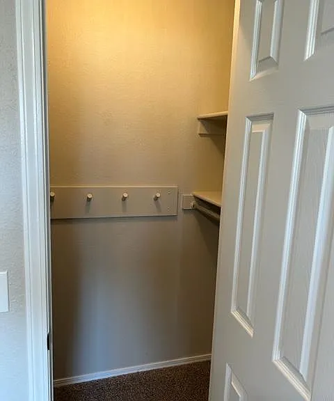 1901 N Butternut Ave — Photo 17
