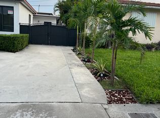 5170 SW 7th St #2, Miami, FL 33134