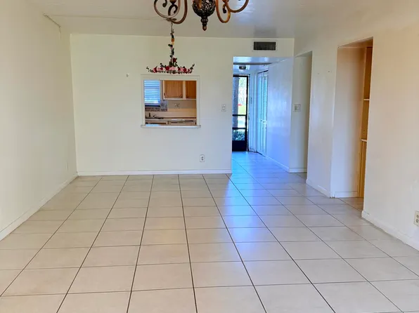 9300 SW 8th Street #107, Boca Raton, FL 33428