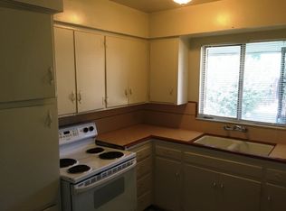 3387 E Clinton Ave, Fresno, CA 93703