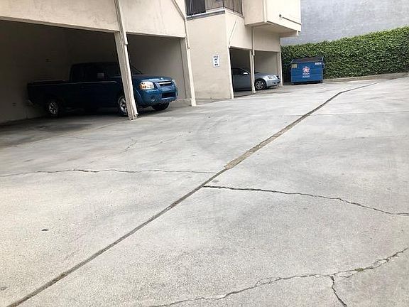 5th image of 830 N Acacia St APT 5