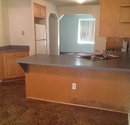 kitchen & dining