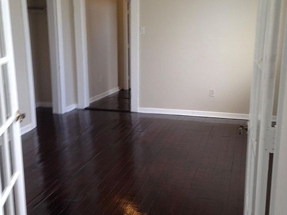 5th image of 1944 Arts St #1
