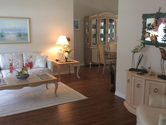 View--LR to Master Bed