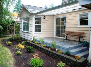 10734 Ashworth Ave N, Seattle, WA 98133