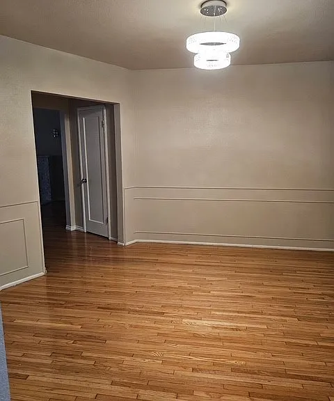 8900 S 10th Ave — Photo 17