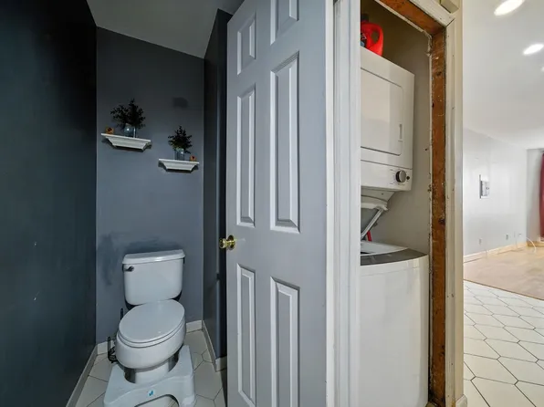 224 48th Street image 14 of 25