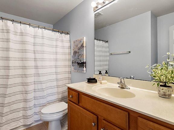 5th image of 100 Stratford Lakes Dr Unit 227