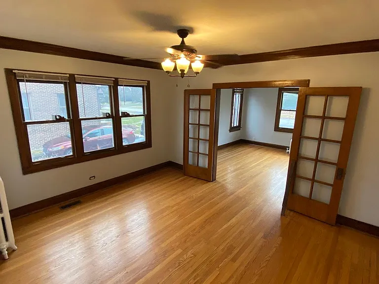 2154 Maple Rd #1 — Photo 3