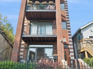 416 N Ada St APT 1, Chicago, IL 60642
