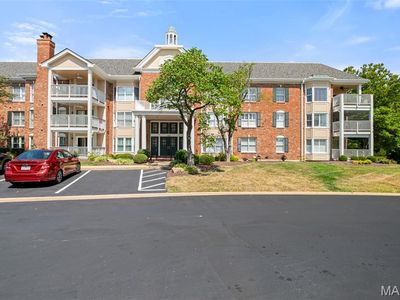 208 Ambridge Ct APT 202, Chesterfield, MO, 63017