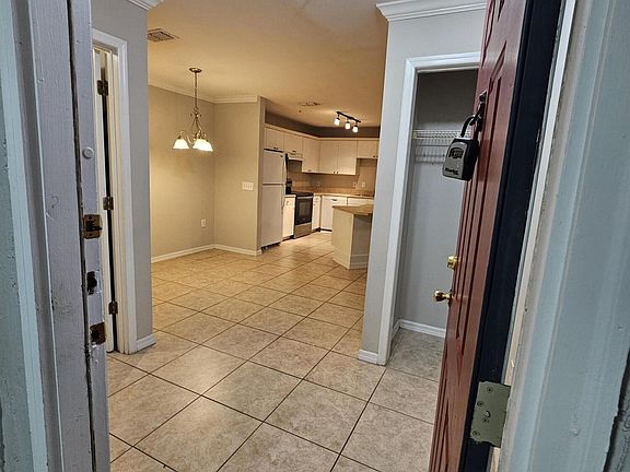 2nd image of 3591 KERNAN Boulevard #303