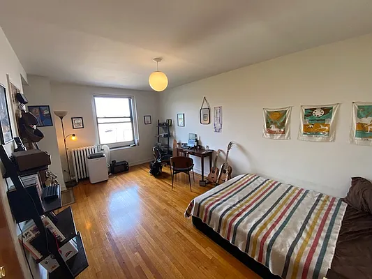 Rented by Garfield Realty  | media 6