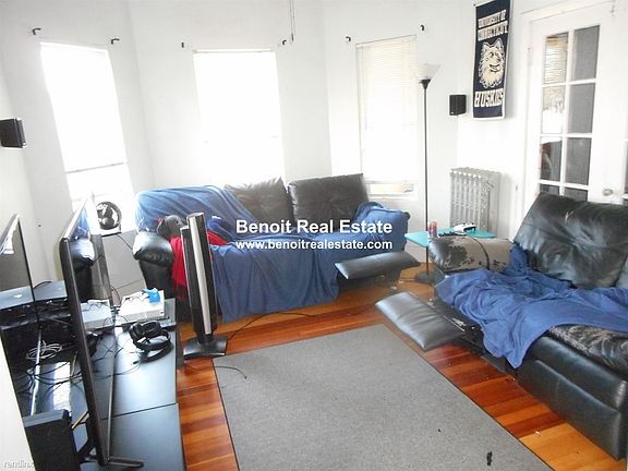 1262 broadway 3