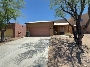 1768 Chaplain Carter Dr, Sierra Vista, AZ 85635