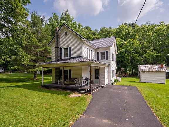 3rd image of 160 Huddle Rd