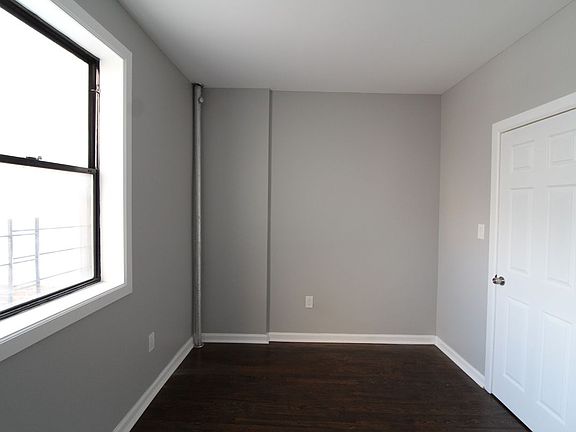 2nd image of 2320 Grand Ave APT 4E