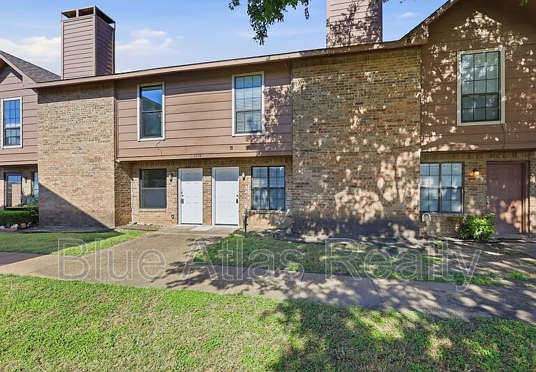 2718 Wimbledon Ct #C — Photo 1