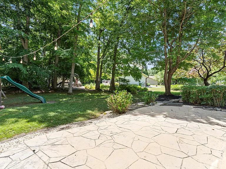 119 Oriole Ln — Photo 6