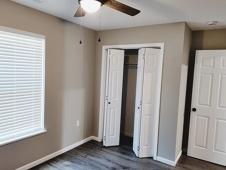 101 N Fairground Rd — Photo 3