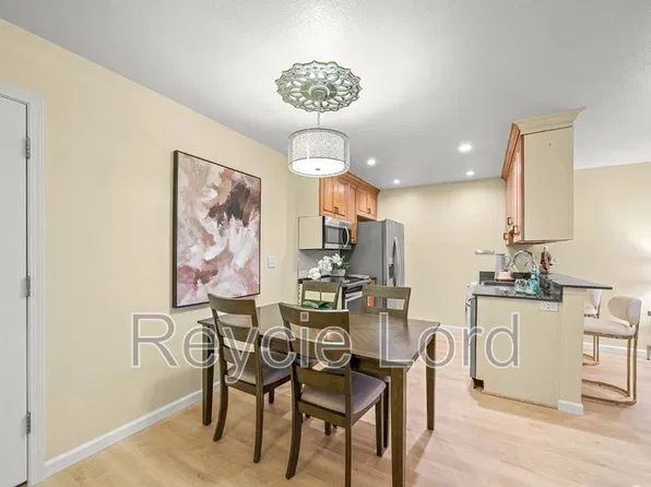 7323 Starward Dr APT 8, Dublin, CA 94568