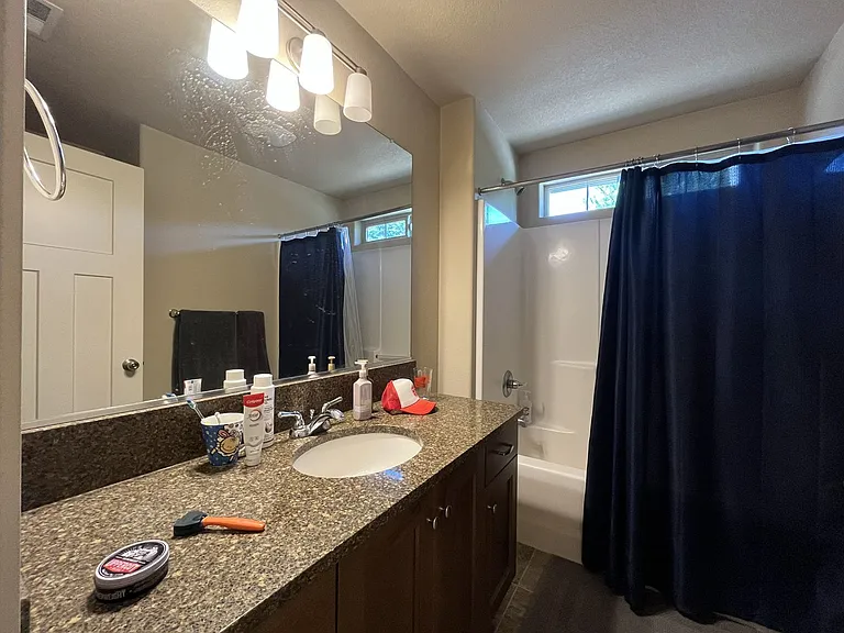9304 N Macrum Ave — Photo 36