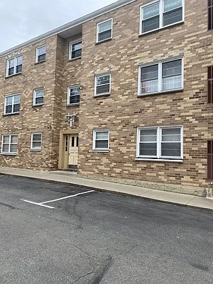 Sold by Remax Edge | media 1