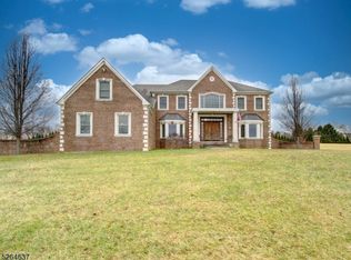 1018 Butlers Park Rd, Washington, NJ 07882