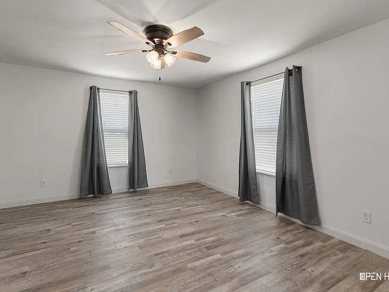 5312 Crown Ln — Photo 18