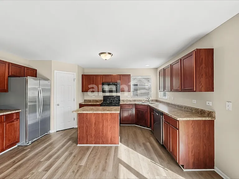 6408 Roth Dr — Photo 4