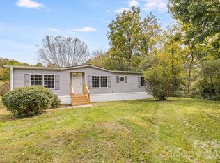 242 Flat Creek Rd, Black Mountain, NC 28711