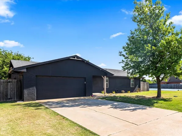 1718 W Elm St, El Reno, OK 73036